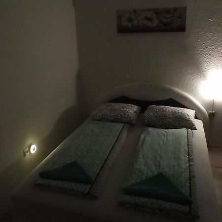 Helly'S Apartman - Self Check-In - Jajce Room photo